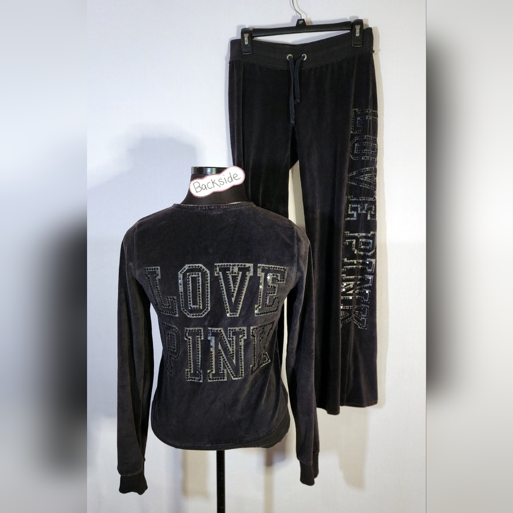 MINT! 2pc (L/S) VS Pink stretch velvet warmup gear>L=Jax/S=pant (1 flaw) +sequin